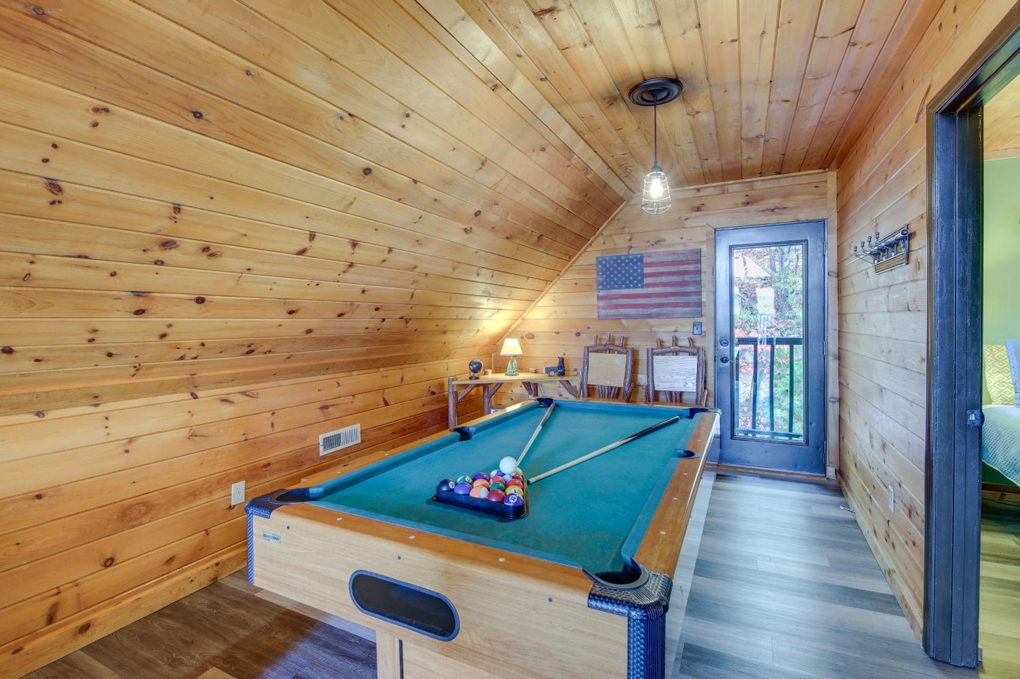 Above And Beyond Pigeon Forge Cabin With Prime Views! Luaran gambar