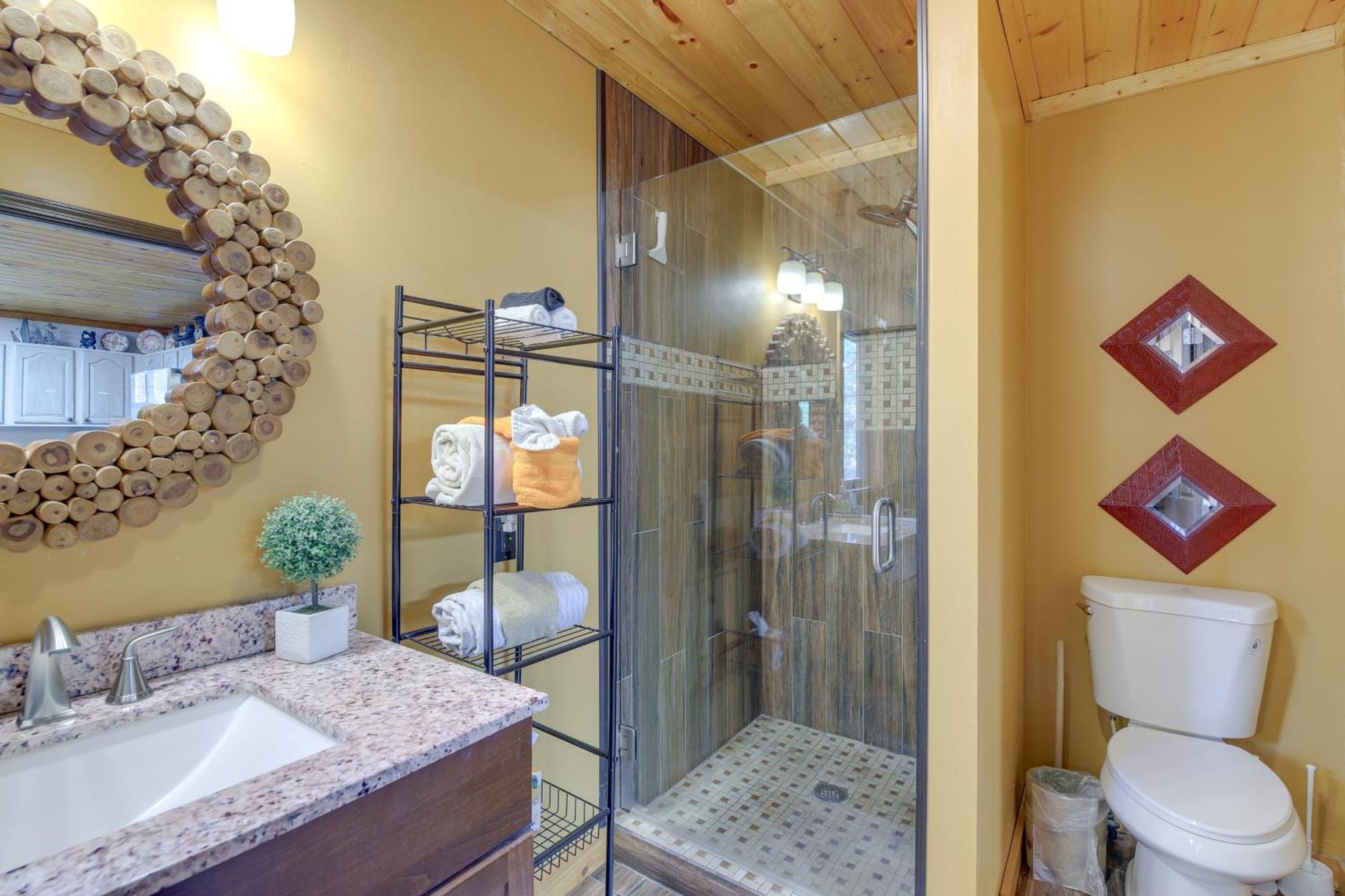 Above And Beyond Pigeon Forge Cabin With Prime Views! Luaran gambar